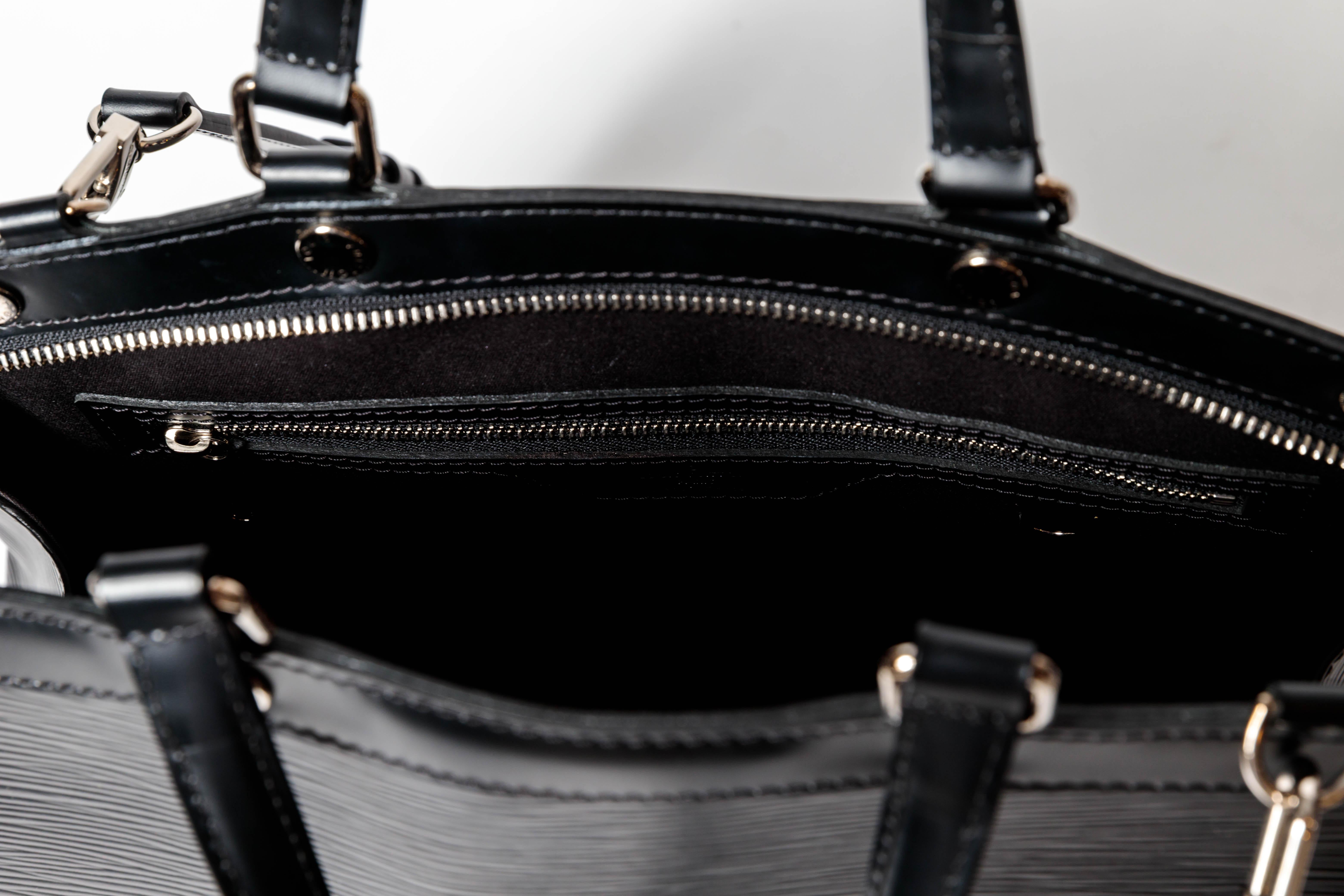 Louis Vuitton Black Epi Bag with Top Handle and Shoulder Strap For Sale 2