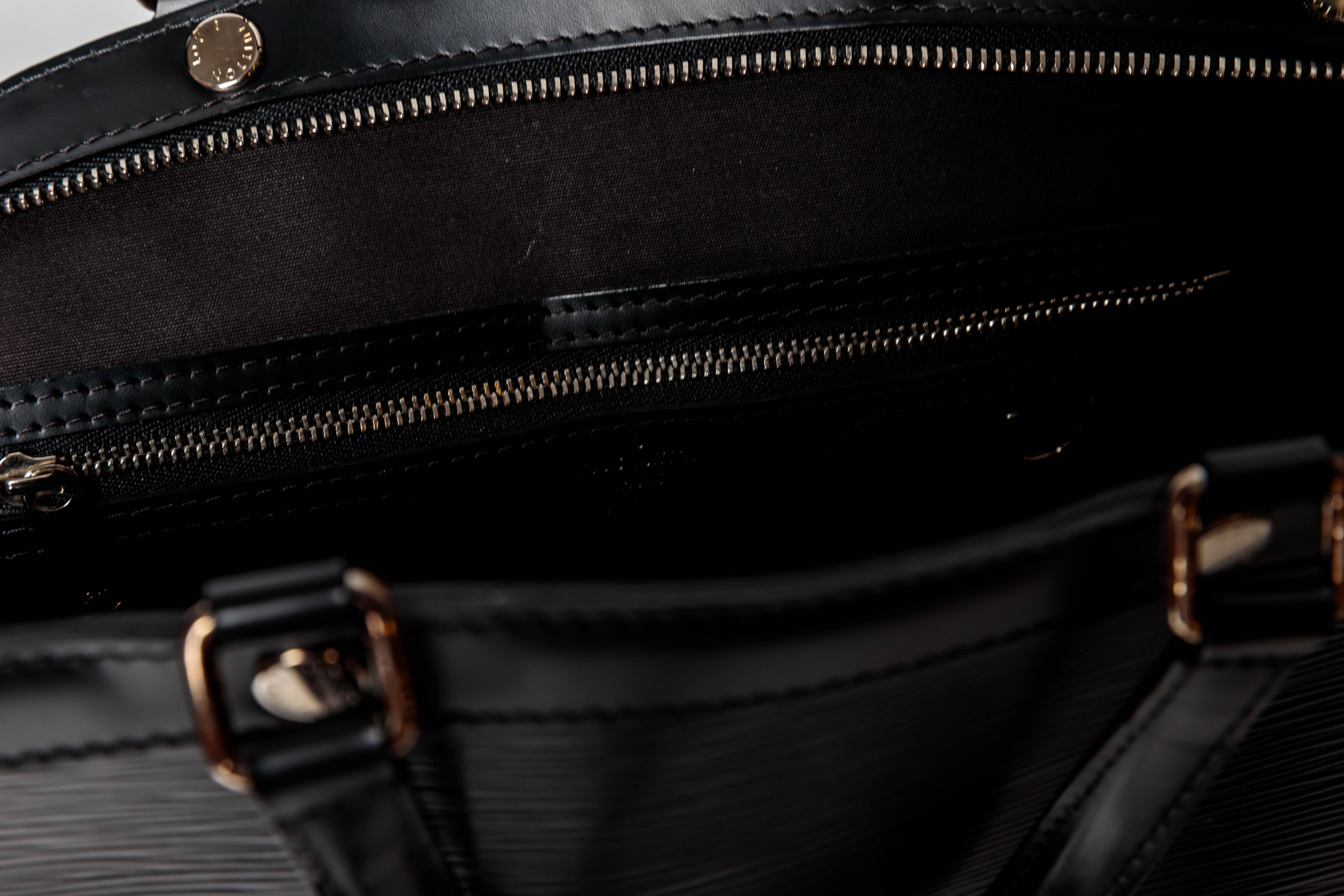 Louis Vuitton Black Epi Bag with Top Handle and Shoulder Strap For Sale 3