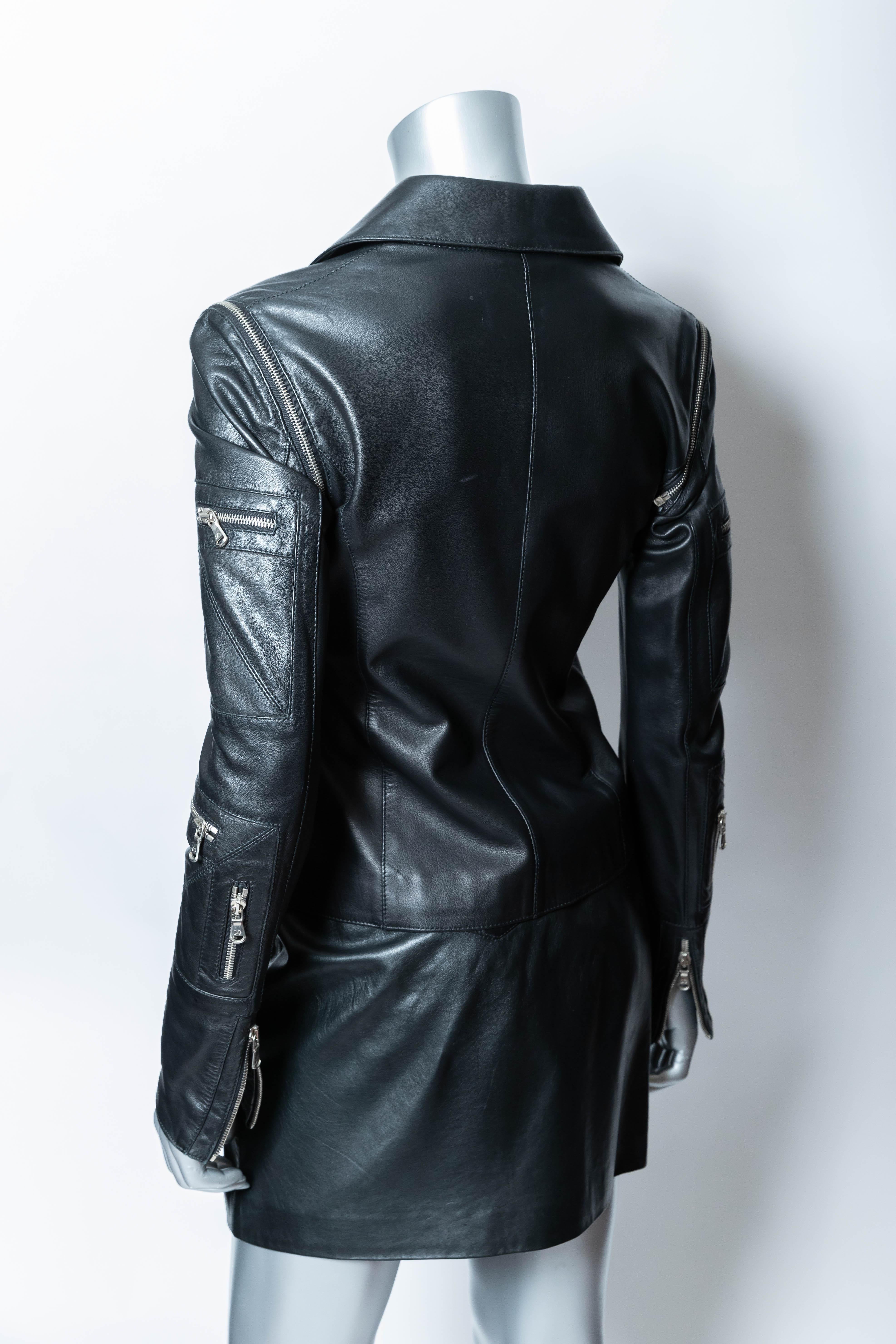 Dolce & Gabbana Black Leather Jacket with Detachable Sleeves For Sale 2