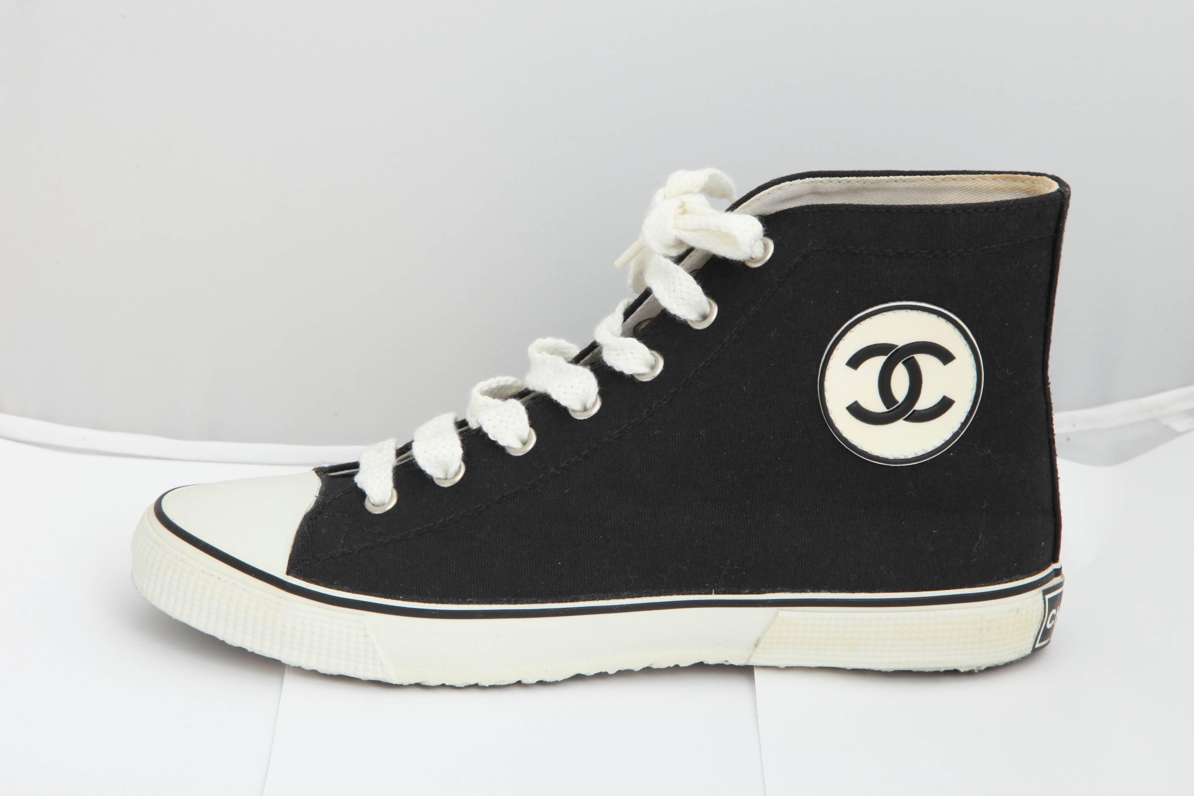 Rare Chanel Converse Style Sneakers In New Condition For Sale In Chicago, IL