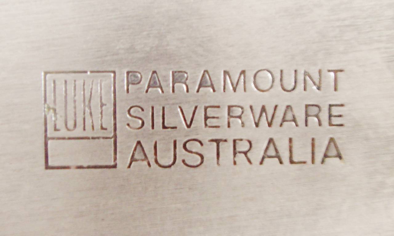 Australian Art Deco Revival Silver Plate Salt and Pepper Set by Luke In Good Condition In Port Hope, ON
