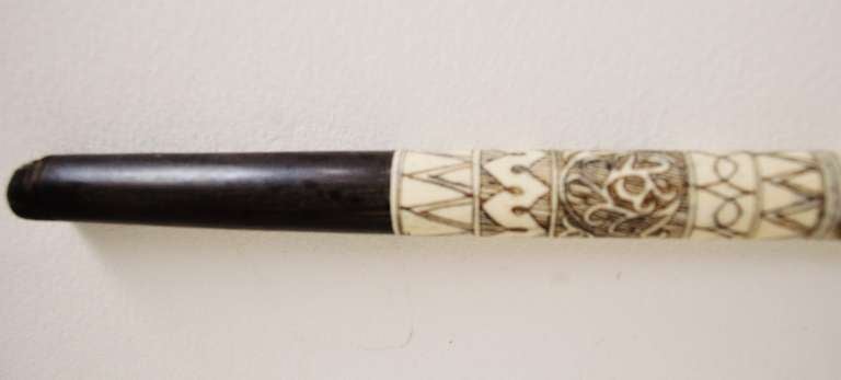 Batak Incised Bone Walking Cane or Stick with Bone Handle and Ferrule. In Good Condition In Port Hope, ON