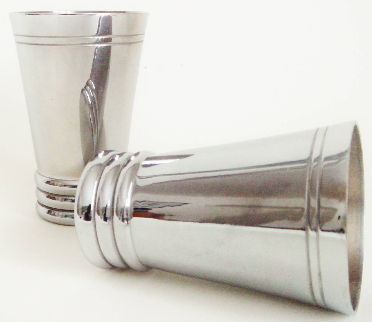 Set of Six Iconic French Art Deco or Machine Age Chrome-Plated Cocktail Cups In Excellent Condition In Port Hope, ON