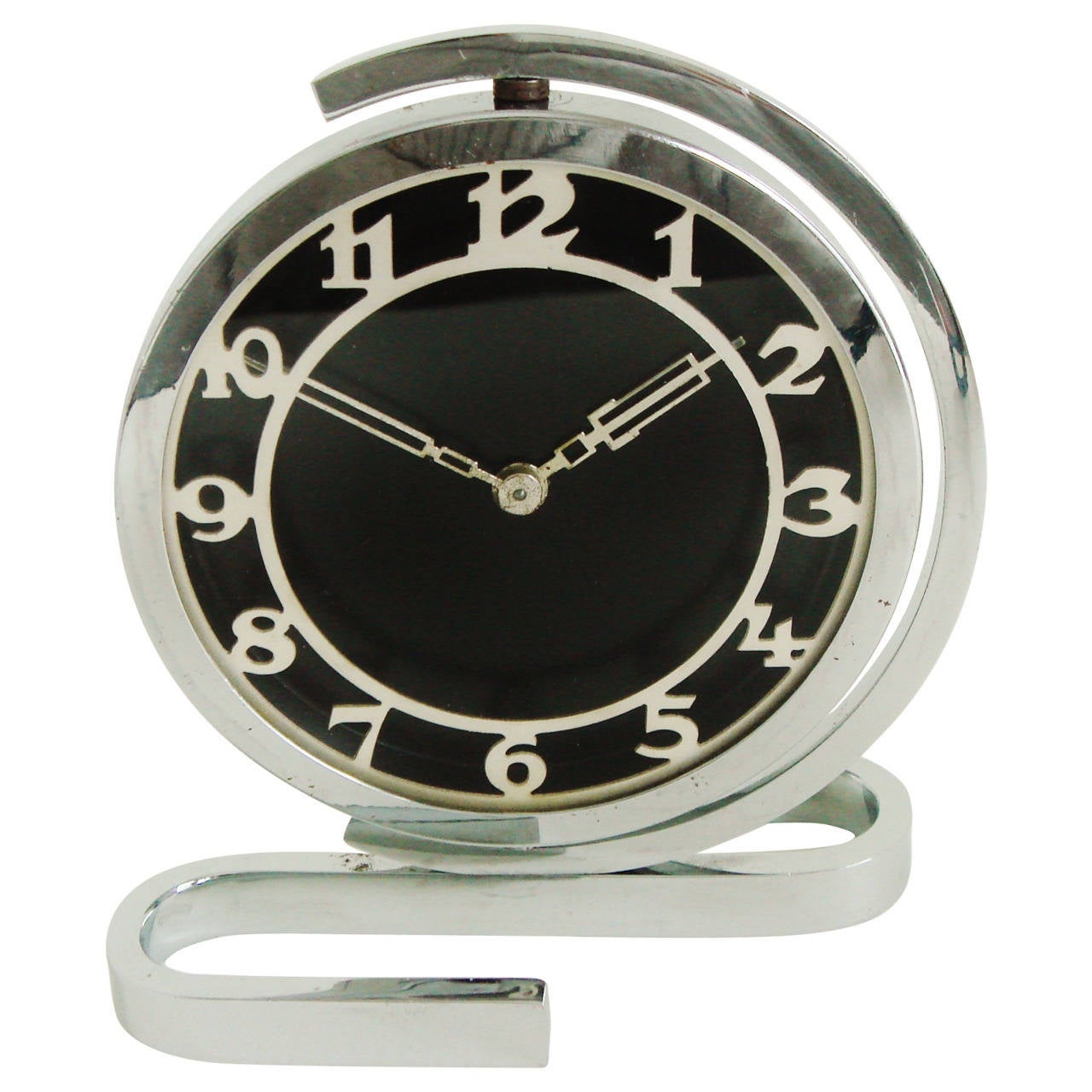 Stylish American Art Deco And Machine Age Chrome Mechanical Swivel Desk Clock