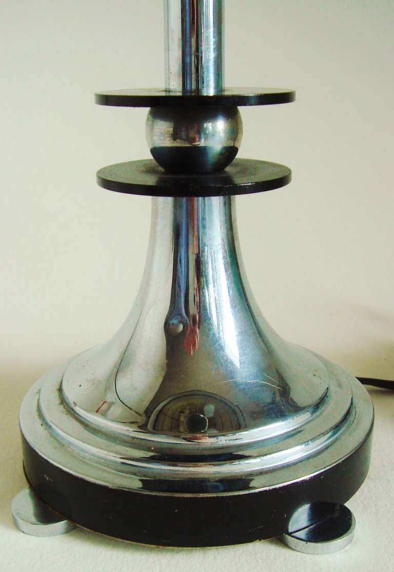 Very Rare Canadian Art Deco or Machine Age Chrome and Black Enamel Table Lamp. In Excellent Condition In Port Hope, ON