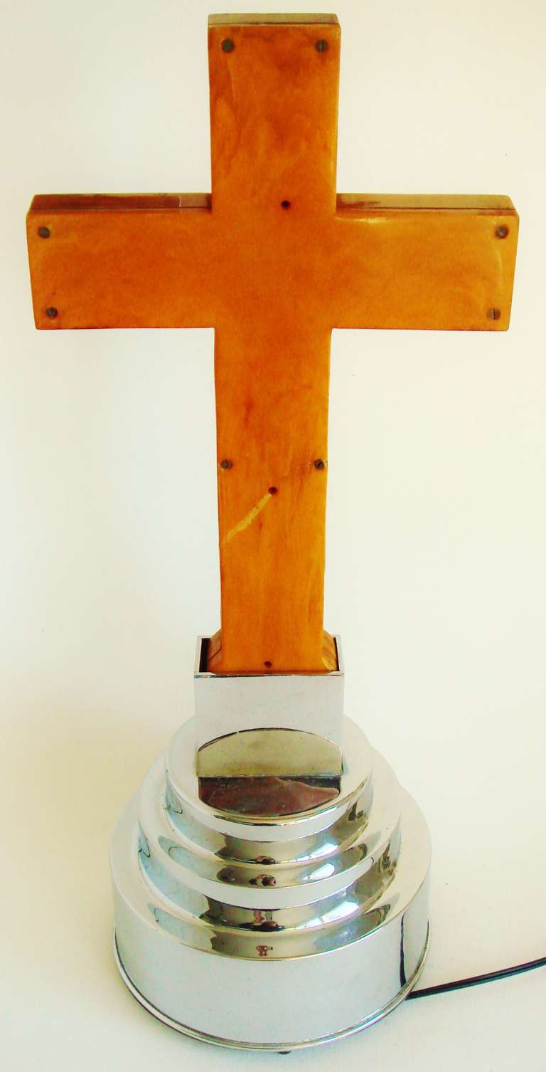 Stunning Large Canadian Art Deco Neon Illuminated Butterscotch Marbled Bakelite Crucifix with Chrome Plated Ziggurat Base 1