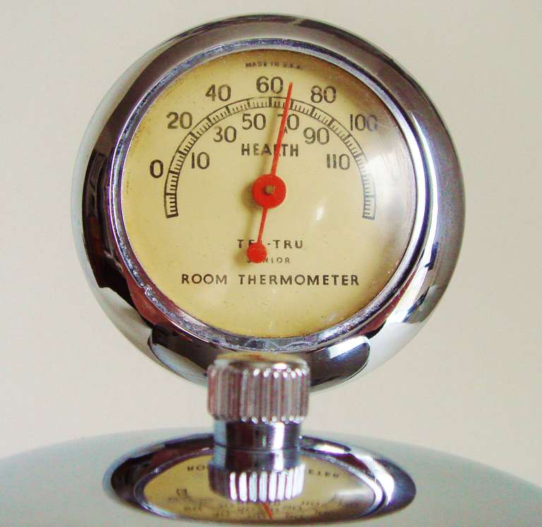 American Art Deco Chrome Plated Mechanical Kal-Klock with Tel-Tru Thermometer In Good Condition In Port Hope, ON