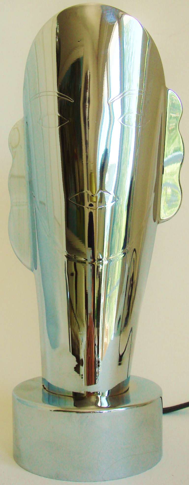 American Art Deco Chrome Accent Lamp by Helen Dryden for Revere In Excellent Condition In Port Hope, ON