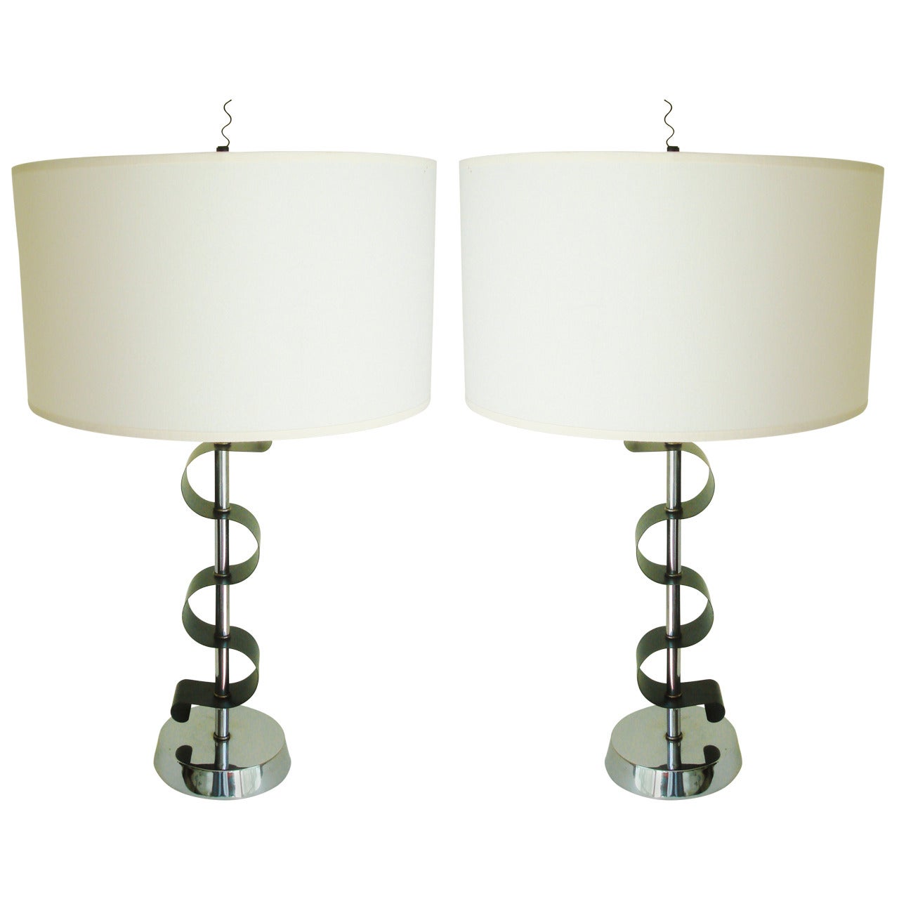 Pair of American Mid Century Chrome and Green "Ribbon" Table Lamps by Laurel For Sale