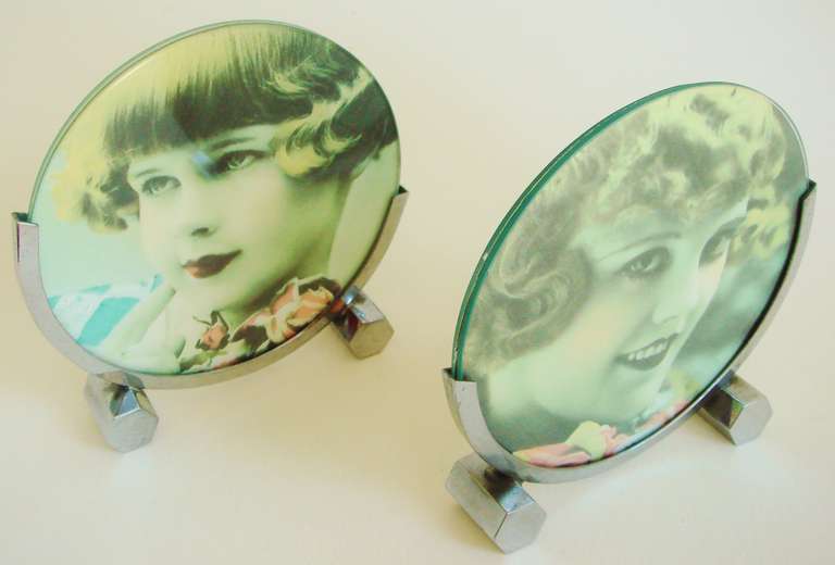 Pair of English Art Deco Bookended Asymmetrical Chrome Picture Frames. 3