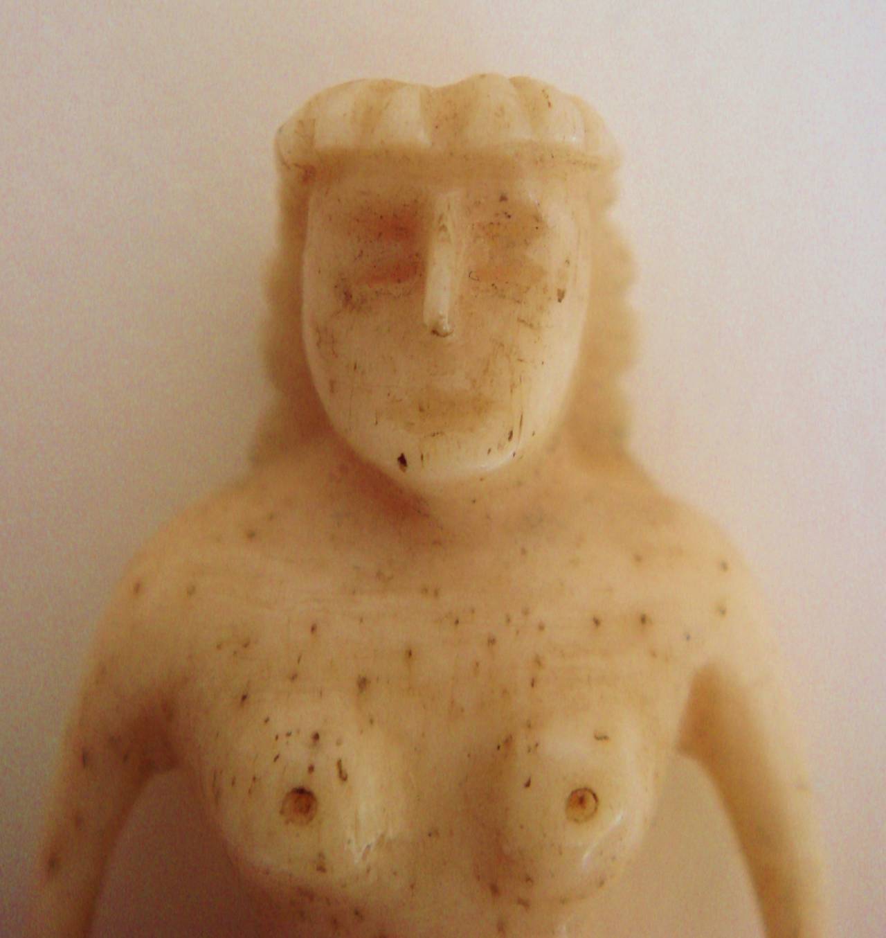 Signet napoléonien P.O.W. Figurine érotique en os sculpté