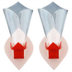 English Art Deco Lucite and Perspex Geometric Flower-Form Wall Sconces. 4