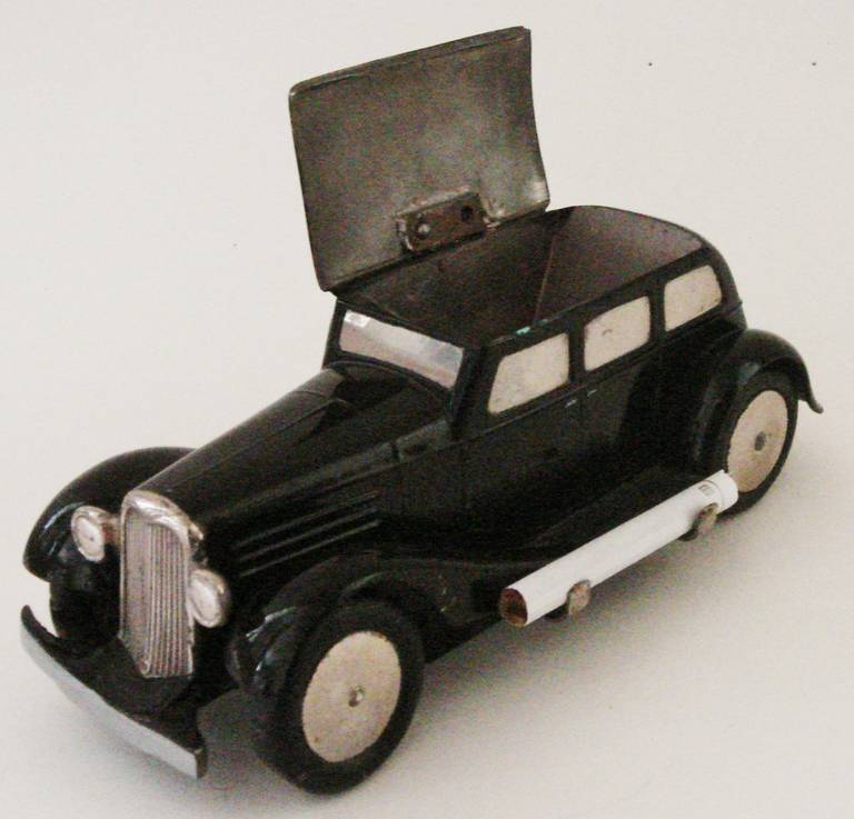 Very Rare German Figural 1930s Toy Car Mechanical Table Cigarette Dispenser 1