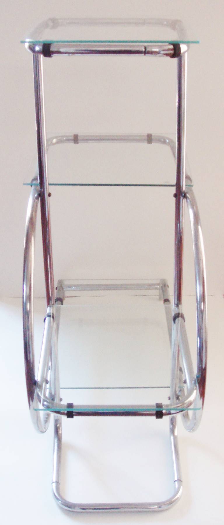 German Art Deco Bauhaus Chrome and Glass Free-Standing, Four-Tier Display Shelf In Good Condition In Port Hope, ON