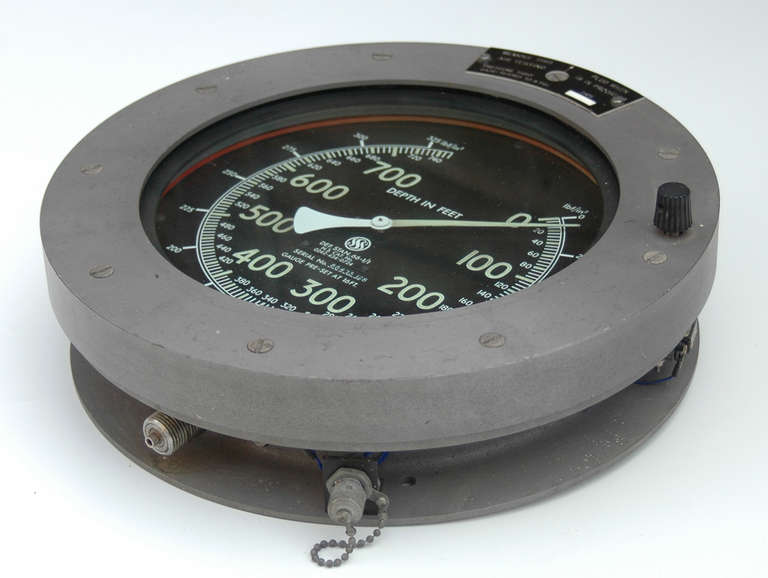 depth gauge submarine