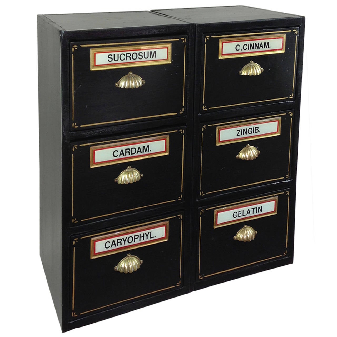 A very attractive pair of small Victorian apothecary / chemist's drawers.

Each unit contains 3 good sized drawers with later brass handles and original glass labels.

The drawers can be set in various configurations including side by side, on
