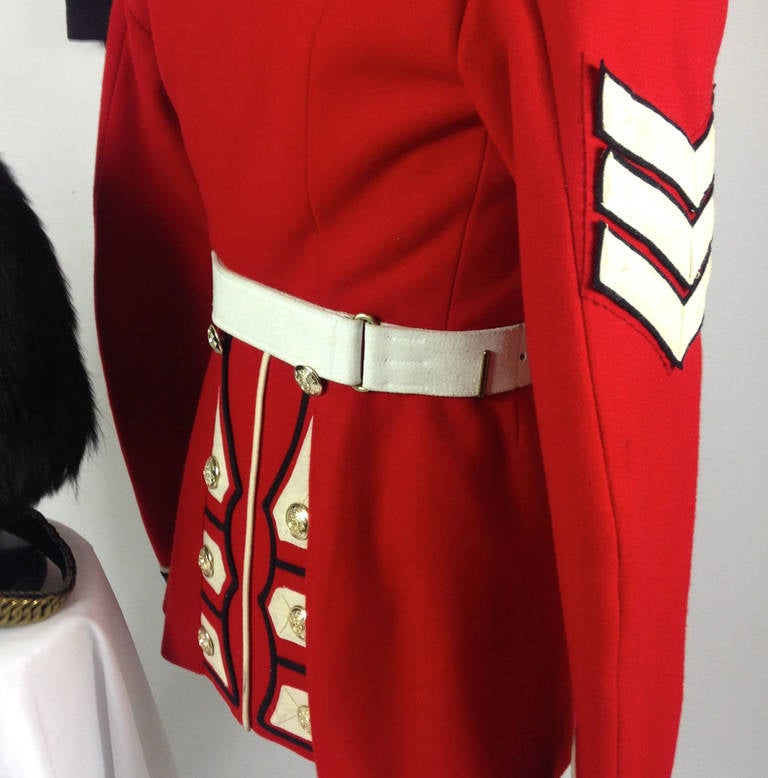 Queen Elizabeth II Period British Army Scots Guards Uniform In Excellent Condition In Glamis, Angus