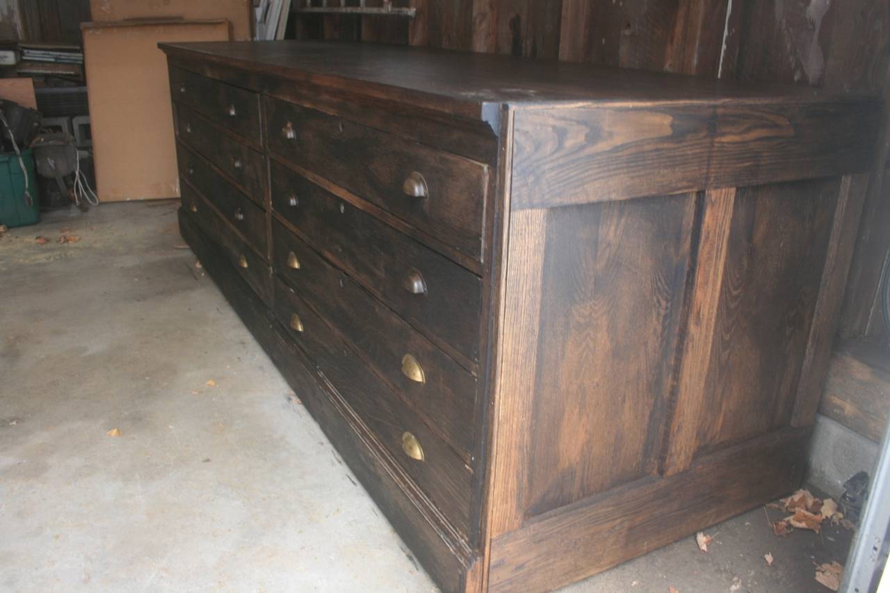 Huge 15' 19th Century Dark Oak Architect's Cabinet Multiple Drawer System In Good Condition In North Beninngton, VT