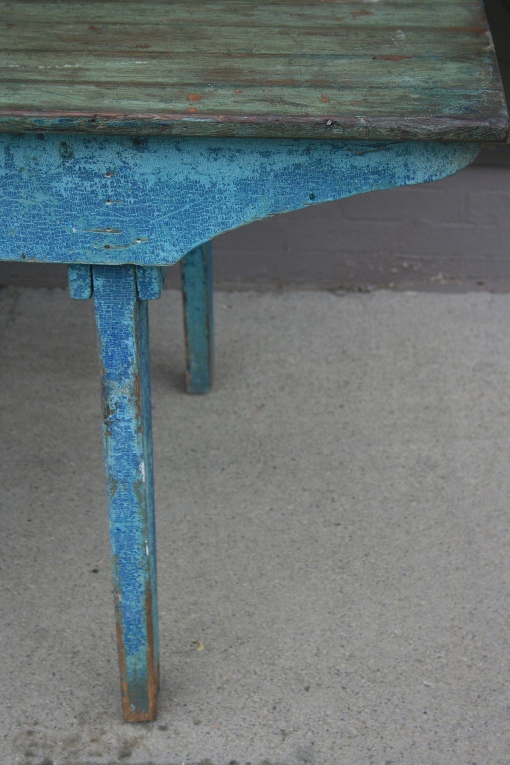 Early 20th Century Blue Painted Dining Table 1
