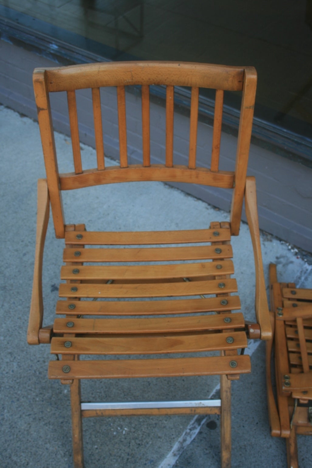 Pair of Italian Deck Chairs In Excellent Condition In North Beninngton, VT