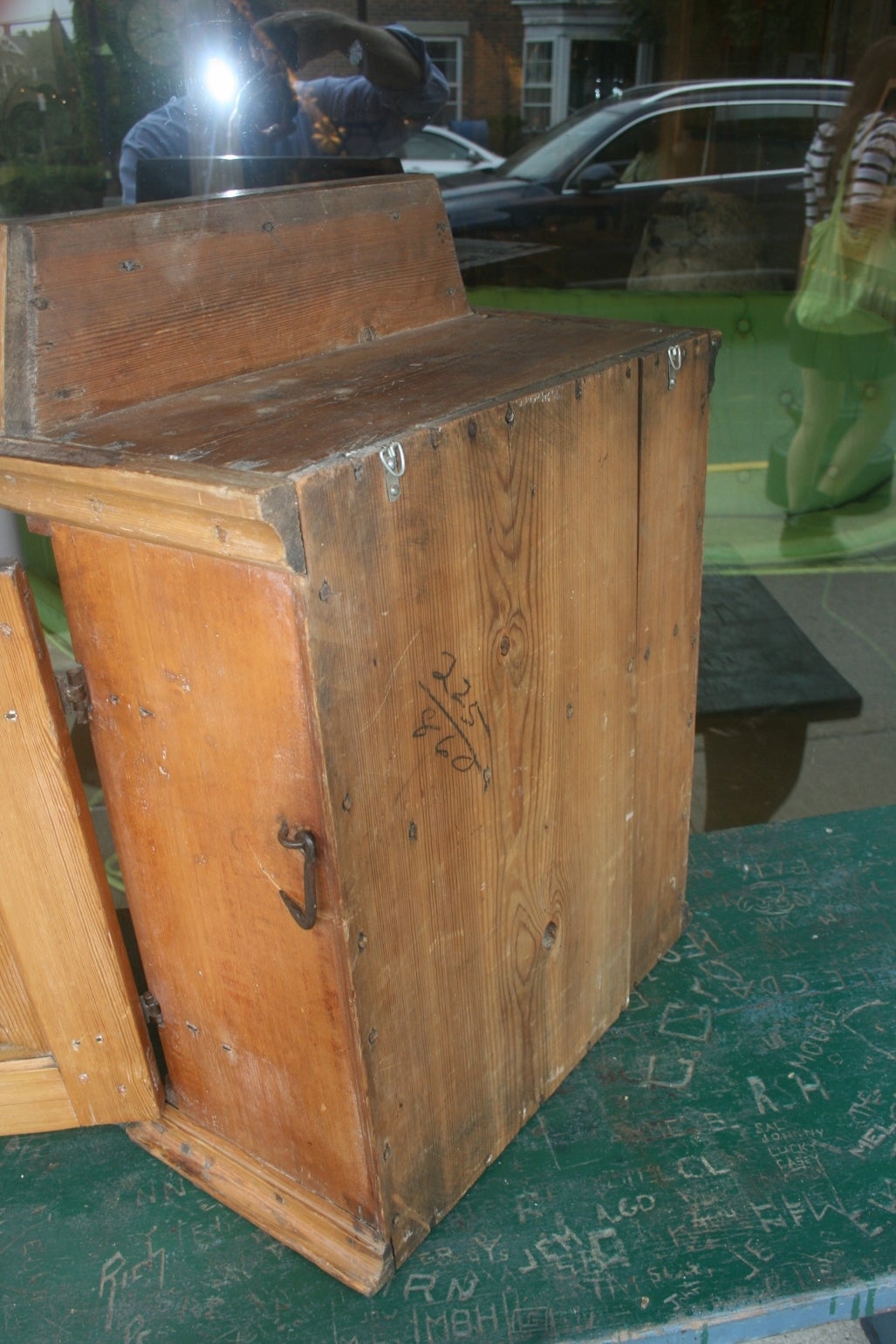 18th Century Country Wall Cabinet from Finland For Sale 1