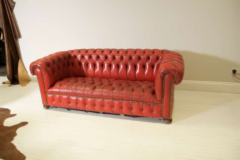 20th Century Vintage Leather Chesterfield Sofas in Pillar Box Red For Sale