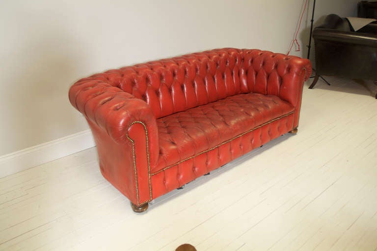 Vintage Leather Chesterfield Sofas in Pillar Box Red For Sale 1
