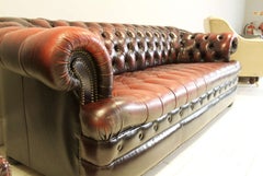 Lovely Pre-loved Chesterfield Sofa Fully Buttoned Oxblood