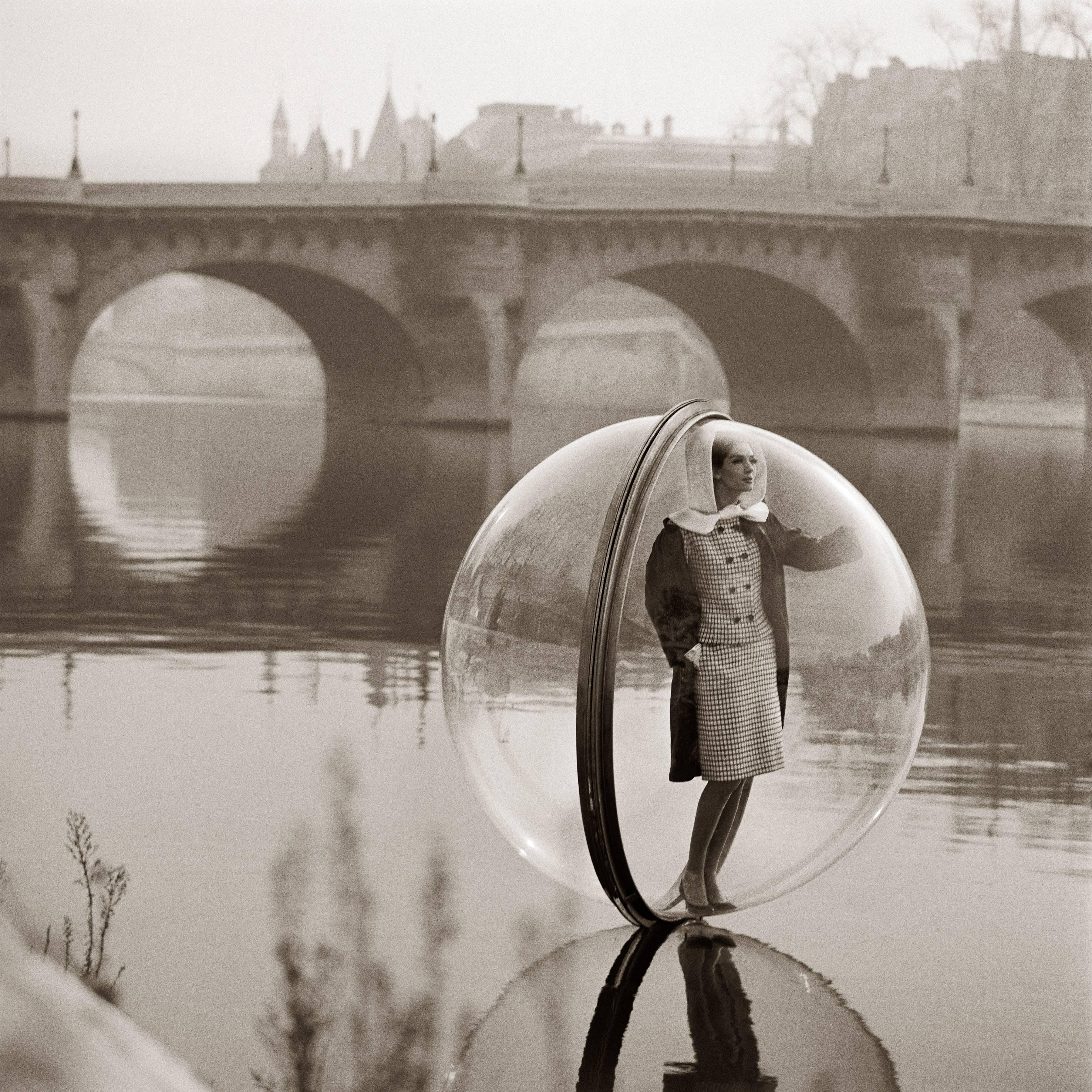 Bubble Seine, Paris - Photograph by Melvin Sokolsky