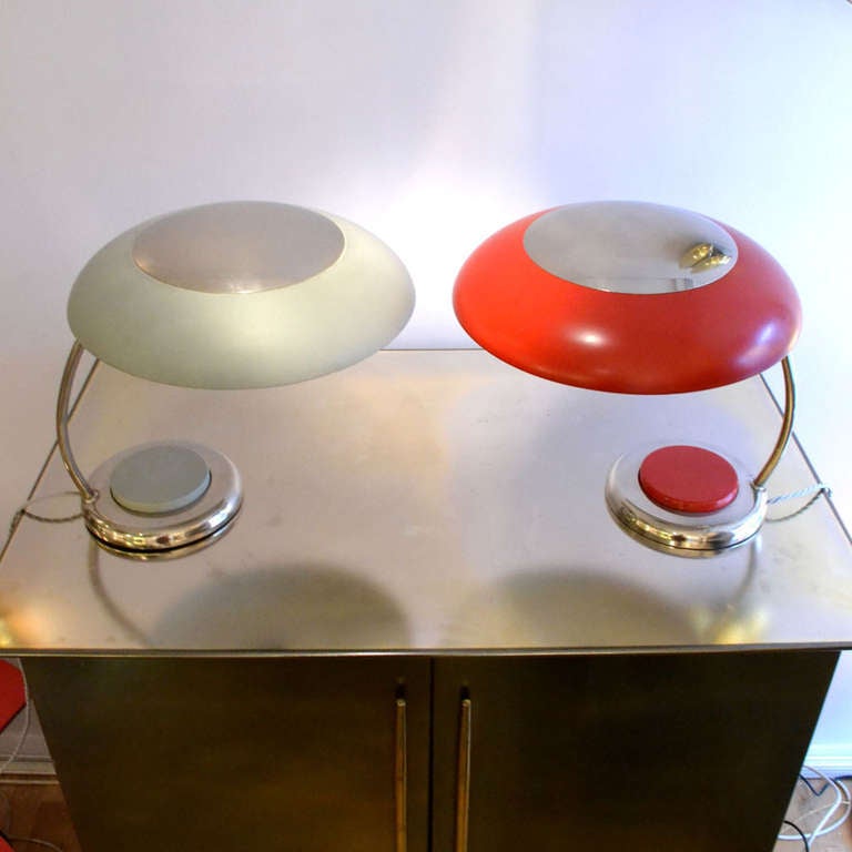Enamel Pair of 1950s Grey and Nickel Metal Table or Desk Lamps Bauhaus Style