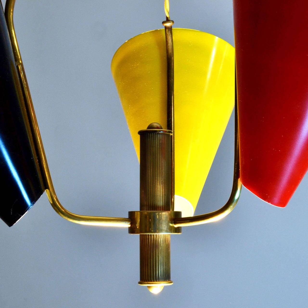Three Color Italian 1950s Chandelier In Excellent Condition In London, GB