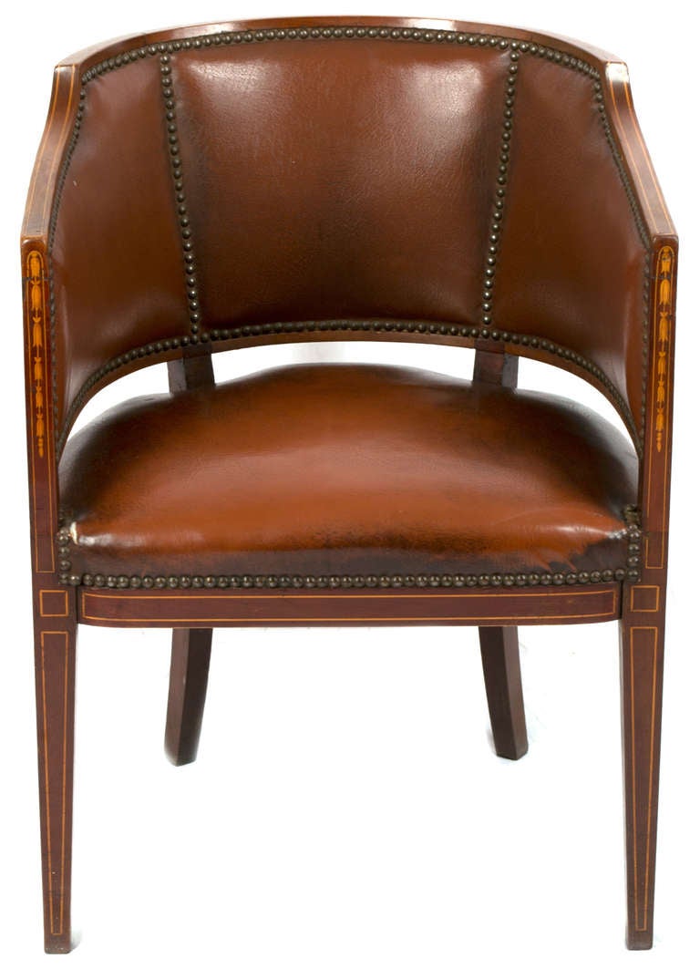 English Leather Barrel Chair In Good Condition In Salt Lake City, UT