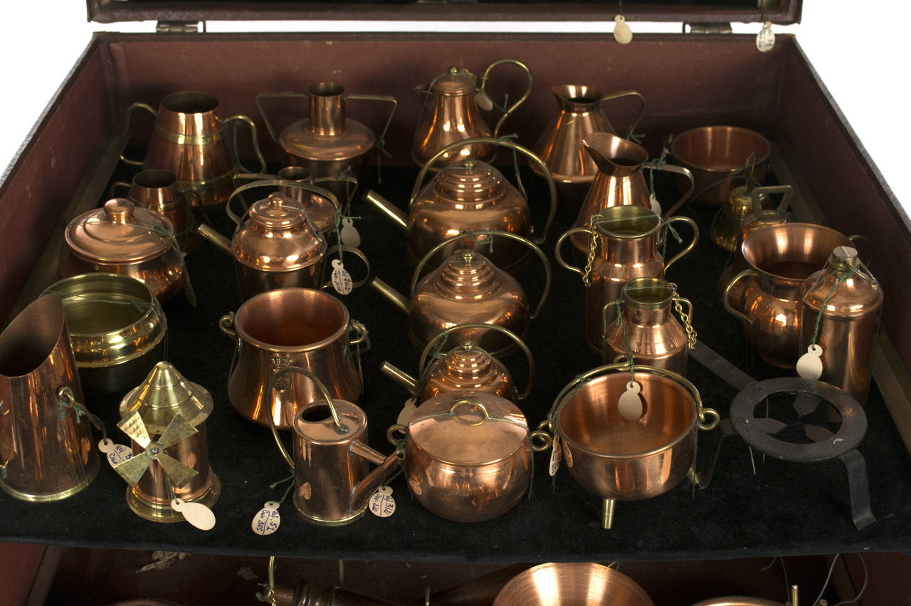 French Salesman Set of Copper Miniatures In Good Condition In Salt Lake City, UT