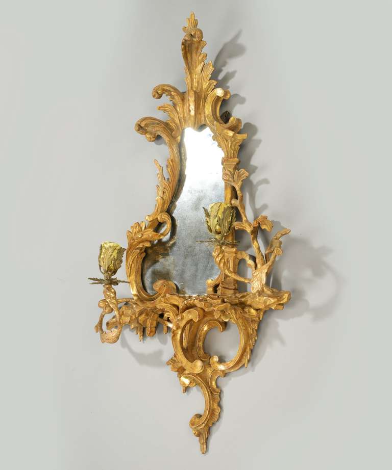 Pair of Chippendale Style Girandole Mirrors For Sale 1