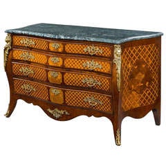 Georgian marquetry commode chest of drawers.