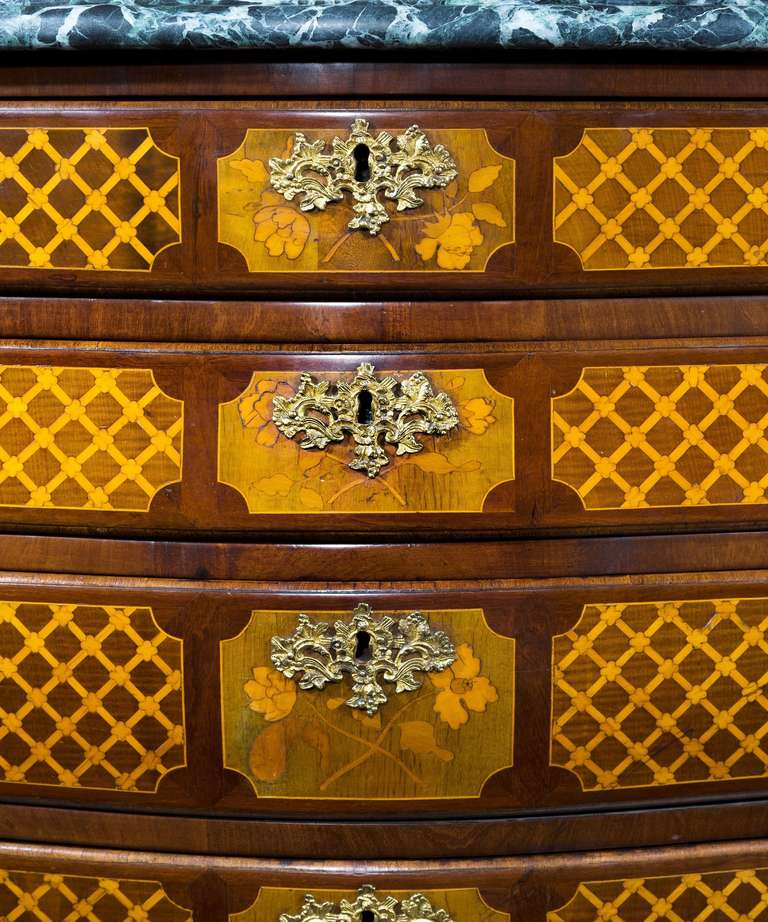 English Georgian marquetry commode chest of drawers. For Sale