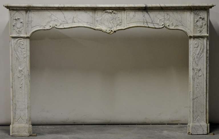 18th Century French Régence Fireplace in White Marble 6