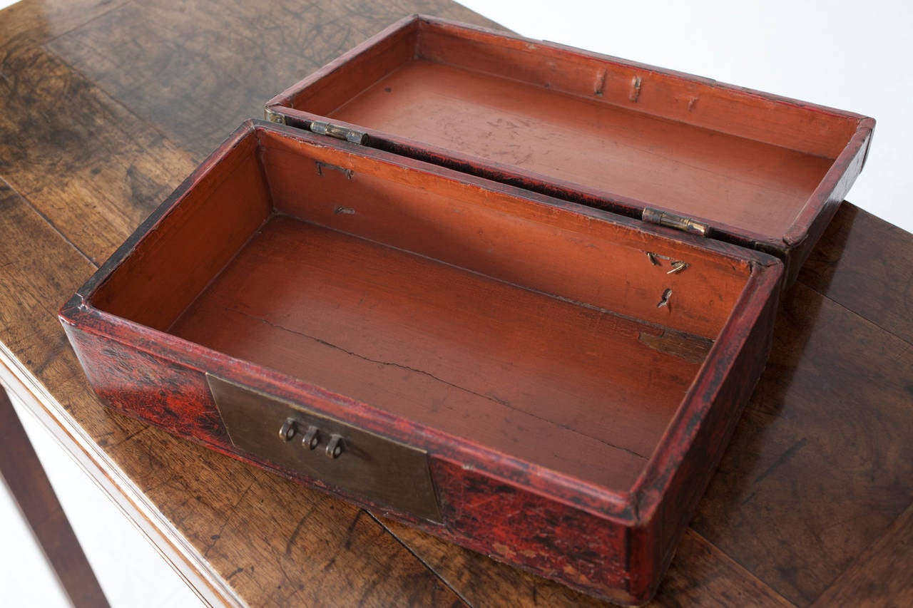Chinese Ming Dynasty Scholar's Red Lacquer Leather Document Box In Excellent Condition For Sale In Seeshaupt, DE