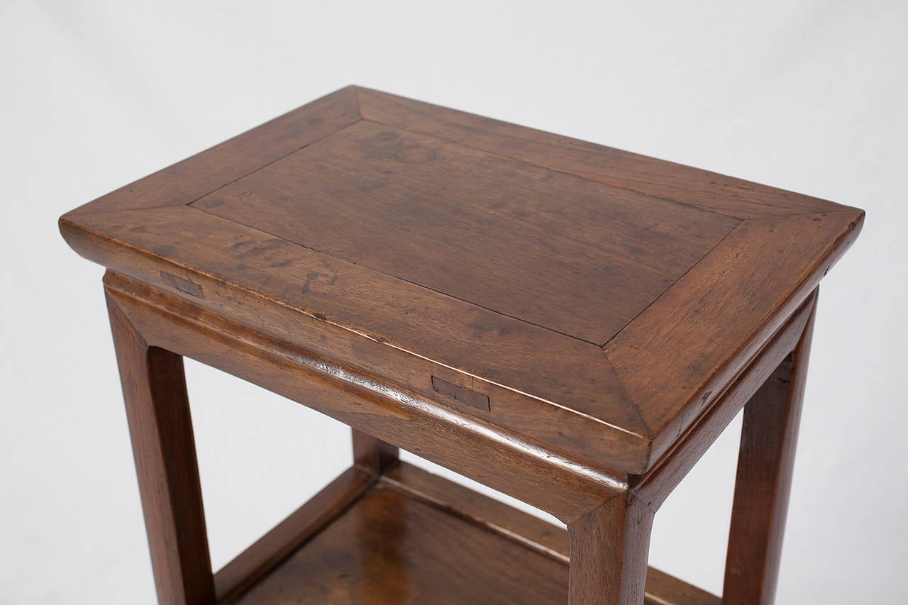 Elegant Chinese Walnut Wood Qing Dynasty Side Table Stand