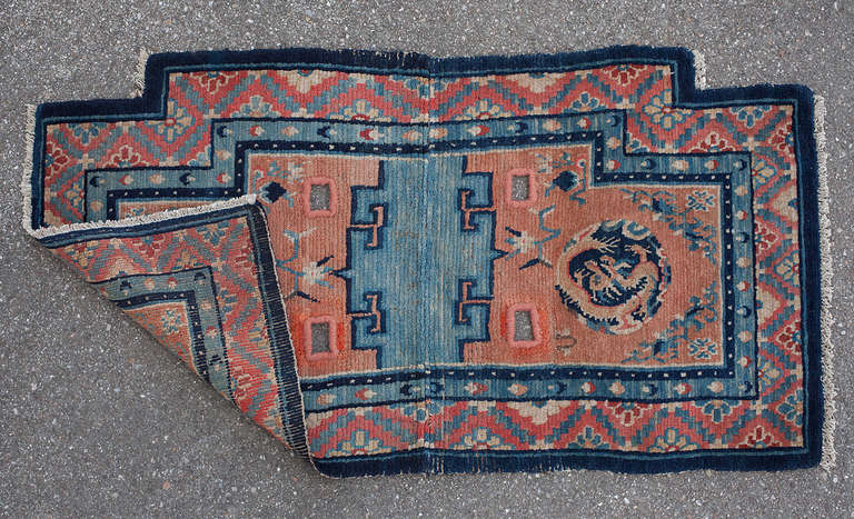 Charming Antique Tibetan Dragon Saddle Rug In Excellent Condition In Seeshaupt, DE