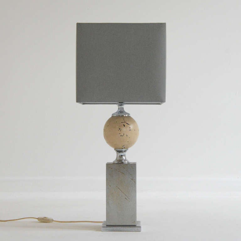Very elegant table lamp by Barbier with beautiful patina
lampshade made of Huan silk.