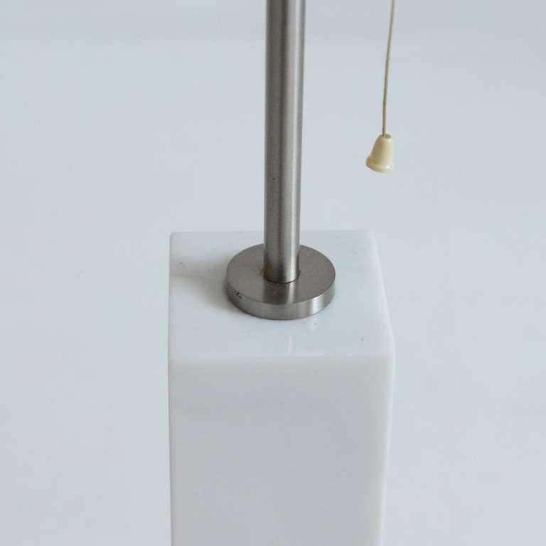 Mid-20th Century Florence Knoll White Marble Table Lamp