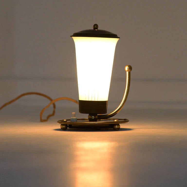 Mid-20th Century petite Italian Table lamp