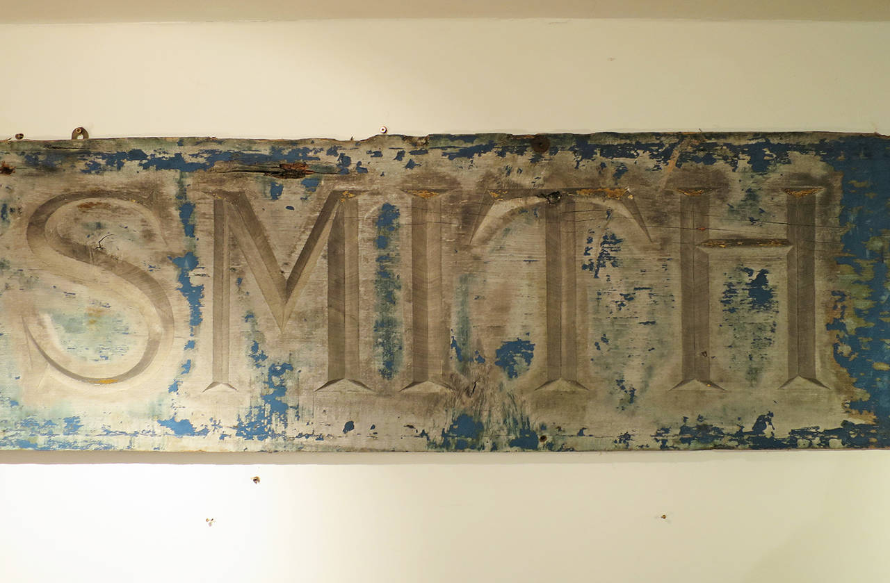 Antique 19th Century Butchers Sign In Distressed Condition For Sale In London, GB