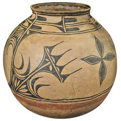Large Early Pueblo Earthenware Jar from Cochiti, circa 1865