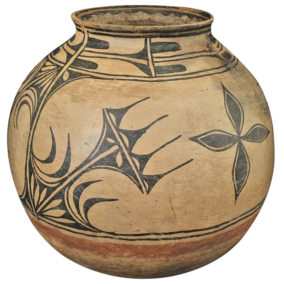 Large Early Pueblo Earthenware Jar from Cochiti, circa 1865