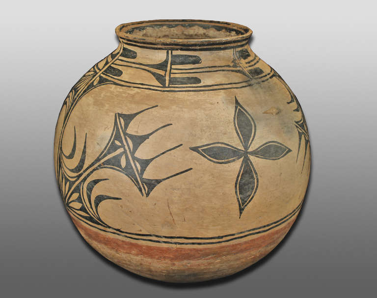 American Large Early Pueblo Earthenware Jar from Cochiti, circa 1865