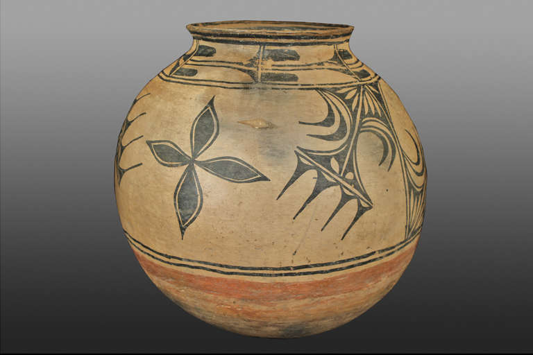 19th Century Large Early Pueblo Earthenware Jar from Cochiti, circa 1865