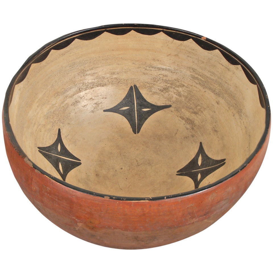 Historic Pueblo Pottery Dough Bowl, Tesuque, Pueblo, circa 1875-1900, Antique For Sale