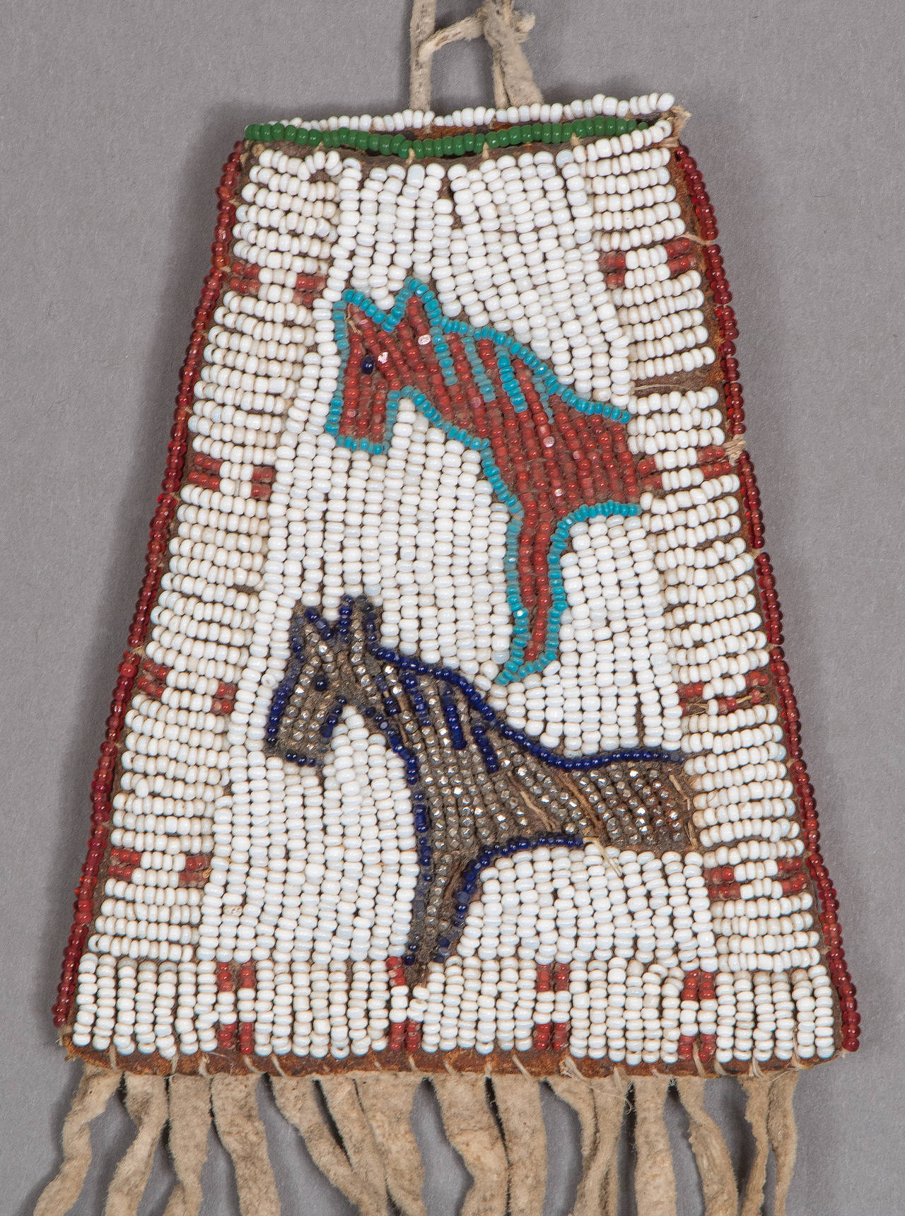 Antique Native American Beaded Bag Sioux, 19th Century In Excellent Condition In Denver, CO
